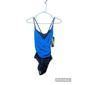Inches Off Swim Suit Womens Size 8.  One Piece Blue & Black  NWT